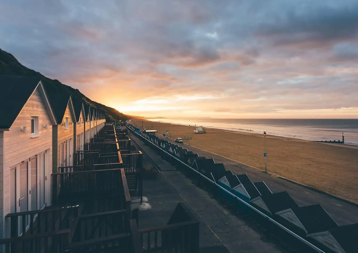 Holiday home Oasis- Short Drive To Bournemouth Beach